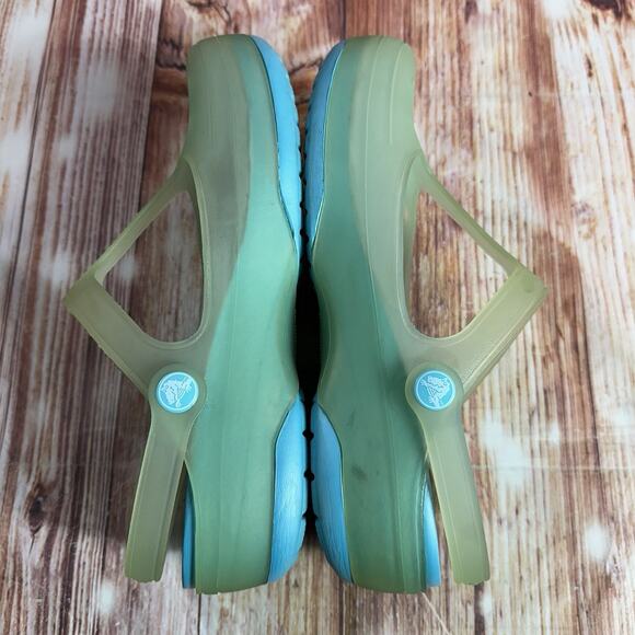 Crocs CARLIE Size 8 Blue Green Mary Jane Sandals Clogs Slide Closed Toe Shoes - Picture 6 of 12